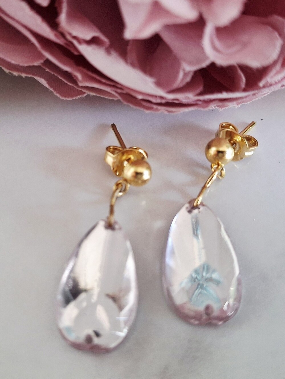 Vintage 80s ✨️💖Baby Pink Gemstone Dangle Earrings